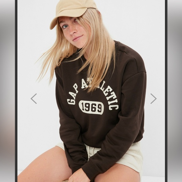 GAP Teen Logo Sweatshirt - Picture 1 of 5